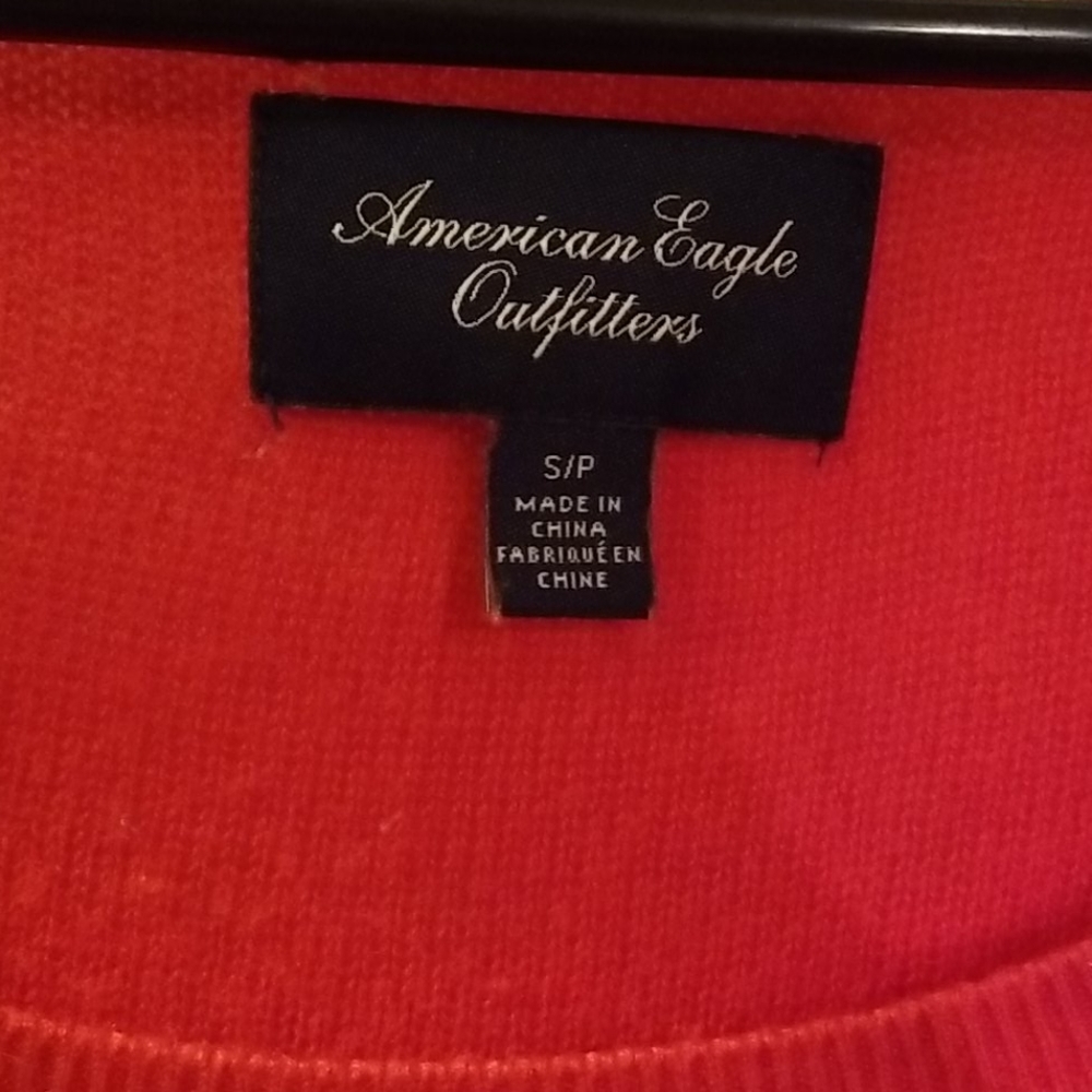 AE sweater - Picture 4 of 4